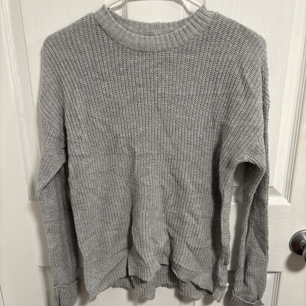 American Eagle Women's Gray Sweater Size XS
